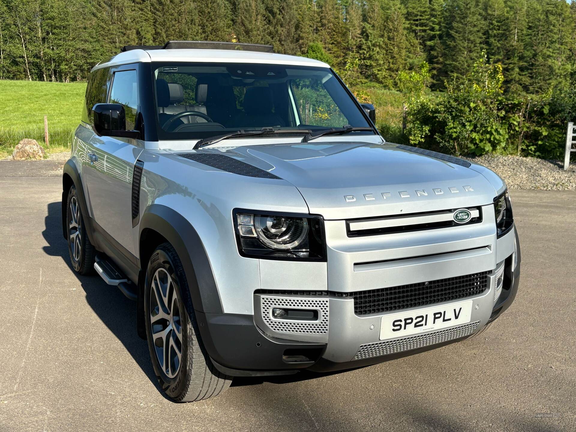 May 2021 Land Rover Defender 3.0 D250 First Edition 90 3dr Auto [6 Seat]