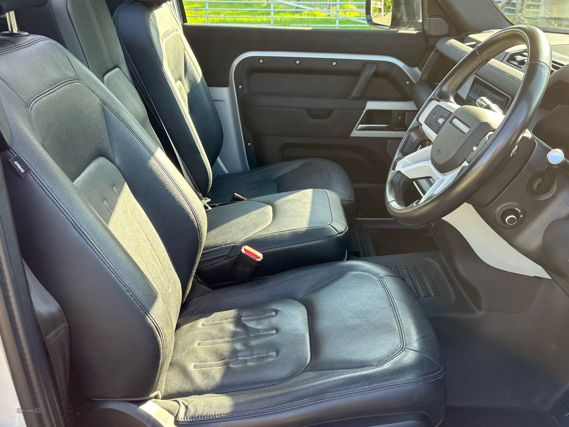 May 2021 Land Rover Defender 3.0 D250 First Edition 90 3dr Auto [6 Seat]