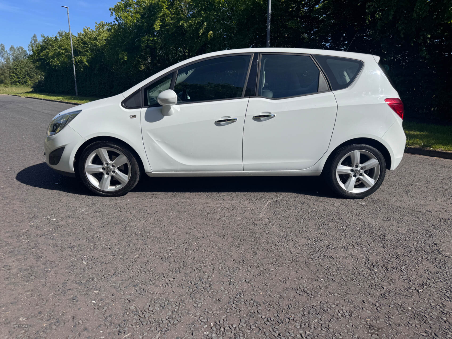 Sep 2013 Vauxhall Meriva 1.4i 16V Tech Line 5dr
