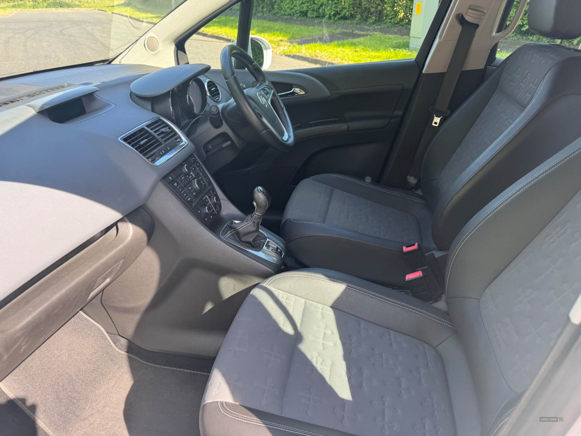 Sep 2013 Vauxhall Meriva 1.4i 16V Tech Line 5dr