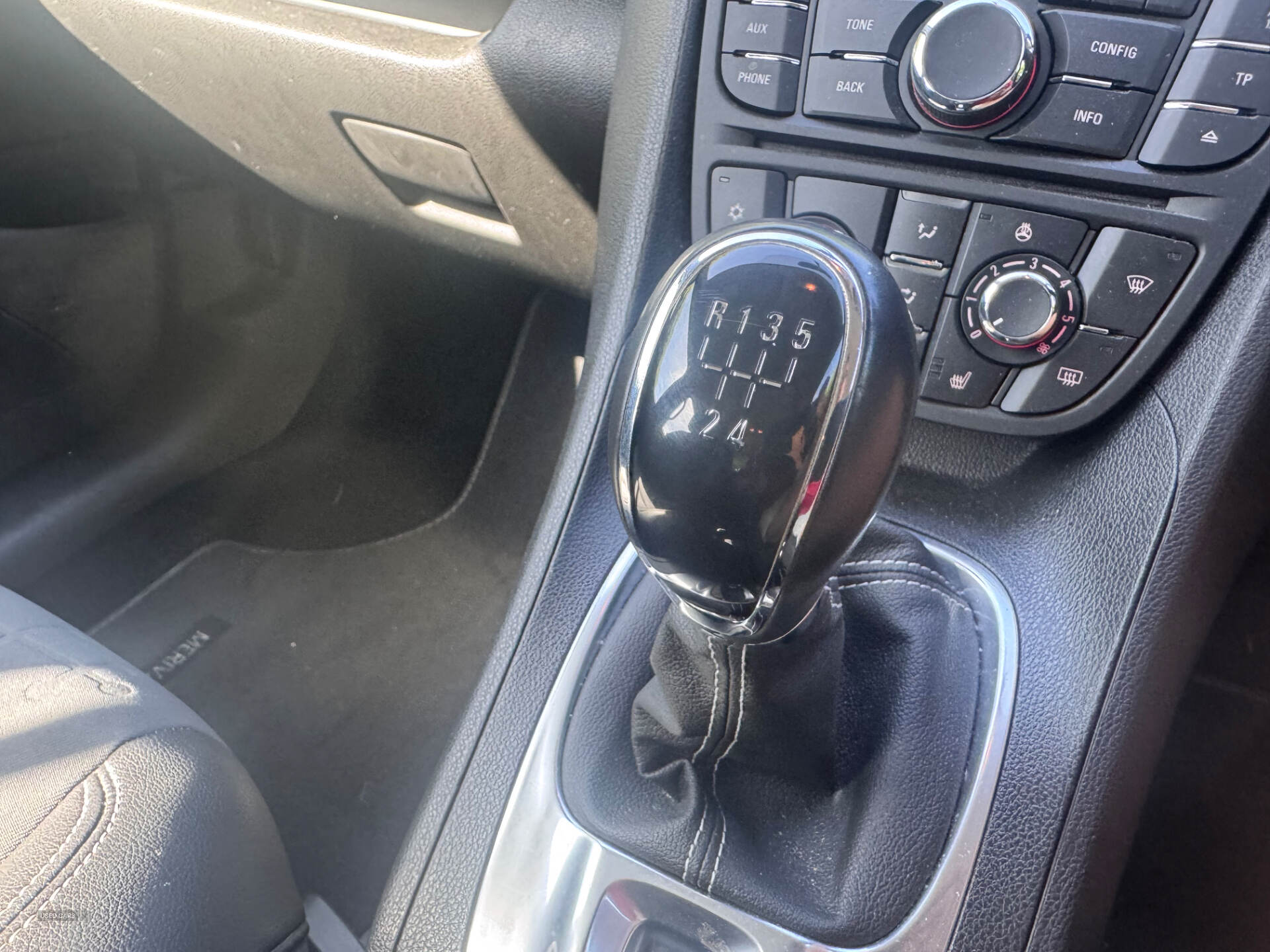 Sep 2013 Vauxhall Meriva 1.4i 16V Tech Line 5dr