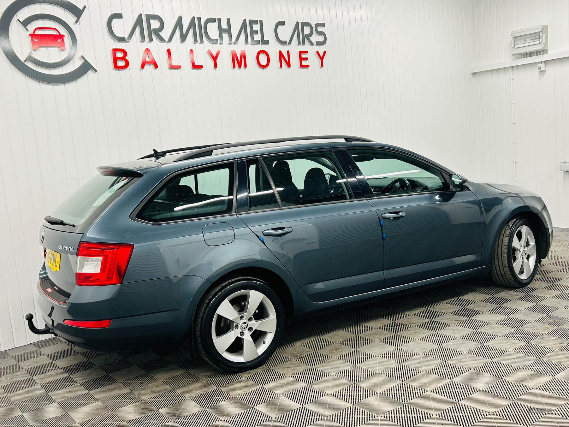 Skoda Octavia DIESEL ESTATE in Antrim