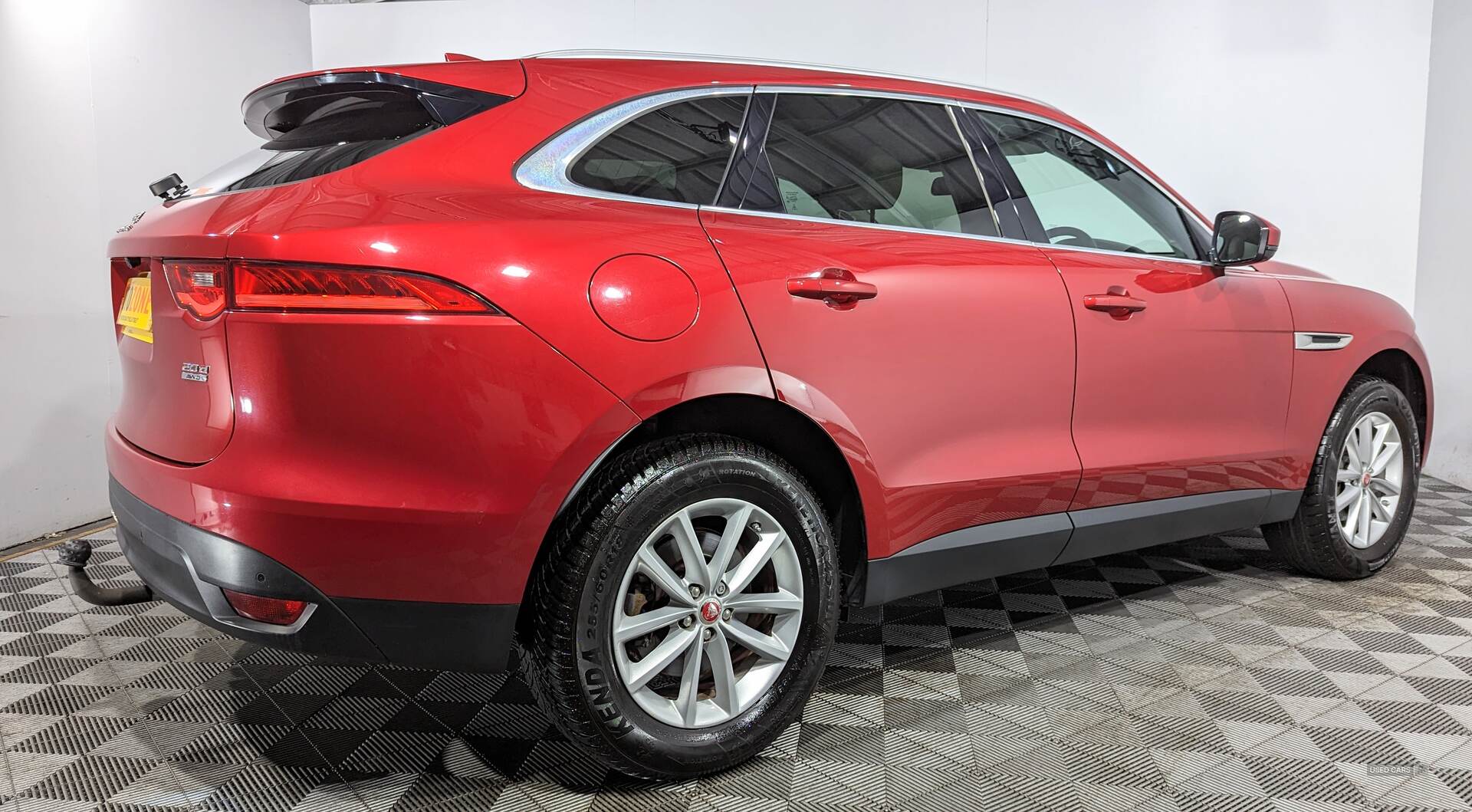Jul 2017 Jaguar F-Pace 2.0d Prestige 5dr Auto AWD