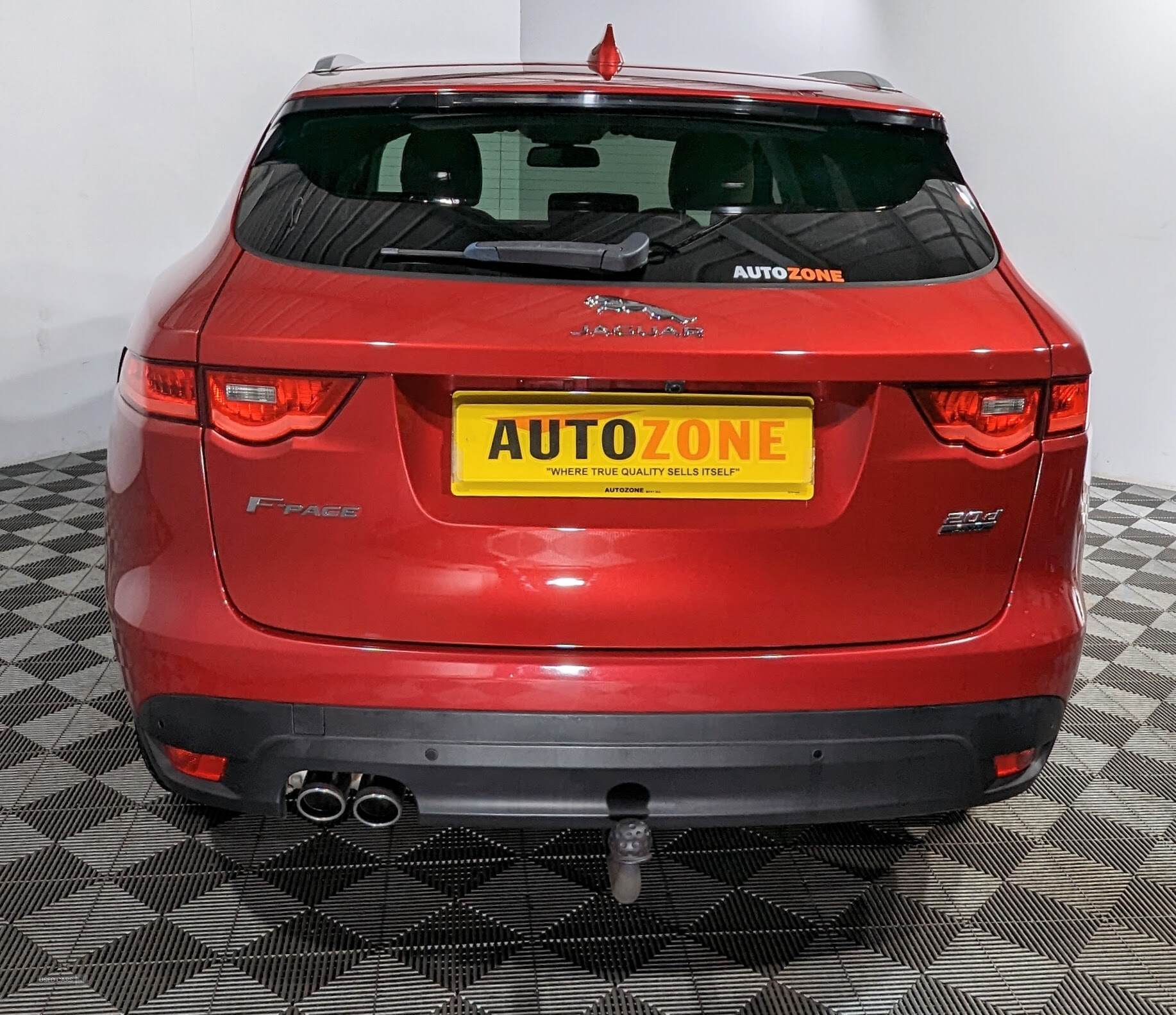 Jul 2017 Jaguar F-Pace 2.0d Prestige 5dr Auto AWD