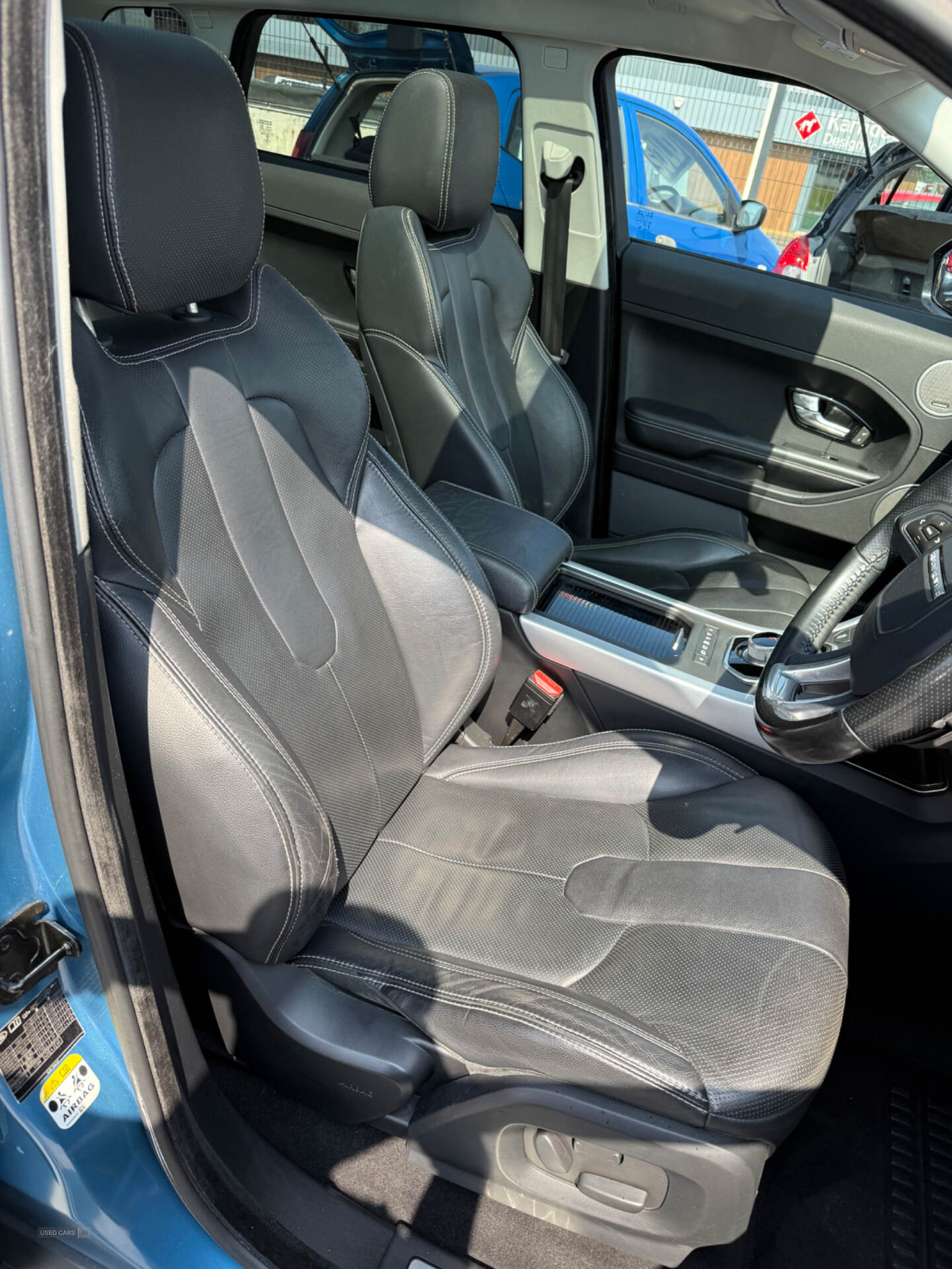 Land Rover Range Rover Evoque DIESEL HATCHBACK in Down