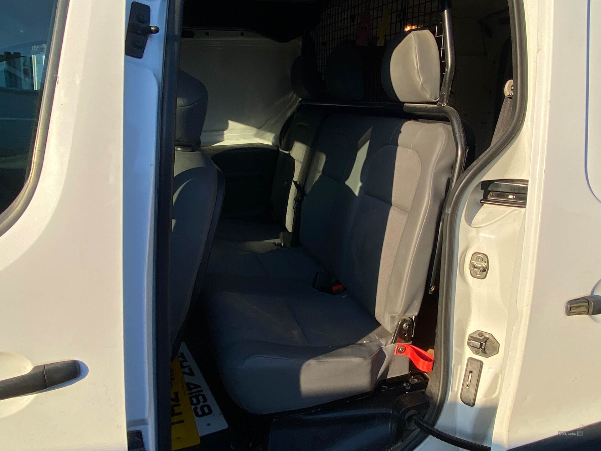 May 2015 Citroen Berlingo 1.6 HDi 725kg Crew Van X 90ps