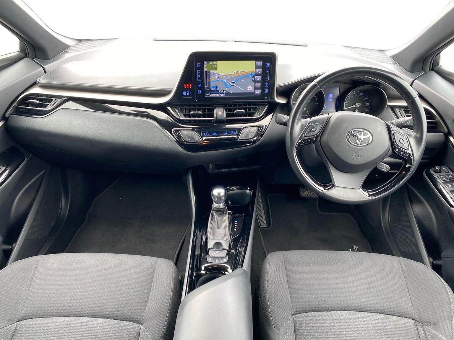 Sep 2018 Toyota C-HR 1.8 Hybrid Dynamic 5Dr Cvt