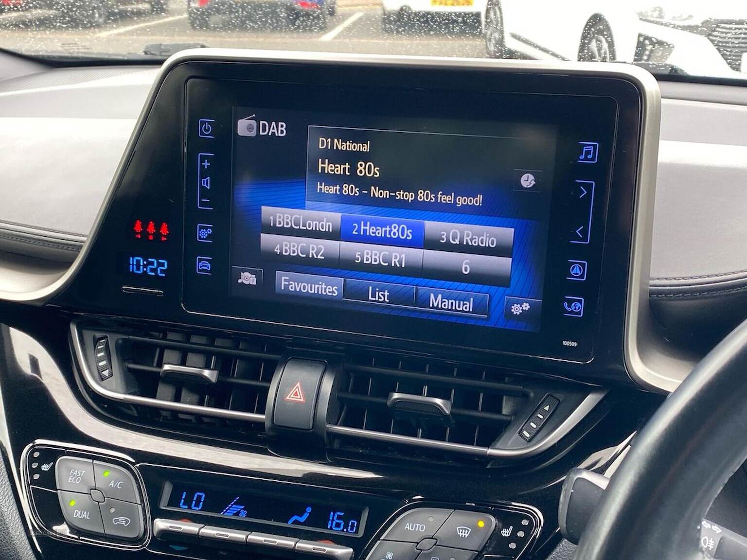 Sep 2018 Toyota C-HR 1.8 Hybrid Dynamic 5Dr Cvt
