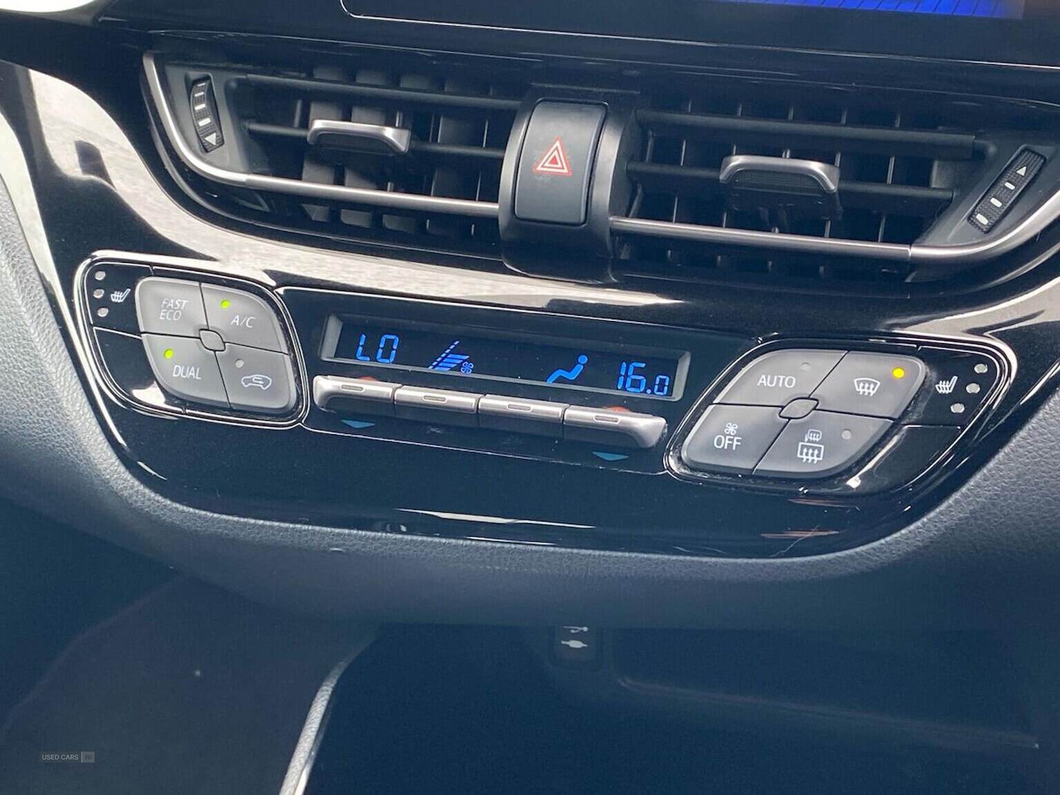Sep 2018 Toyota C-HR 1.8 Hybrid Dynamic 5Dr Cvt