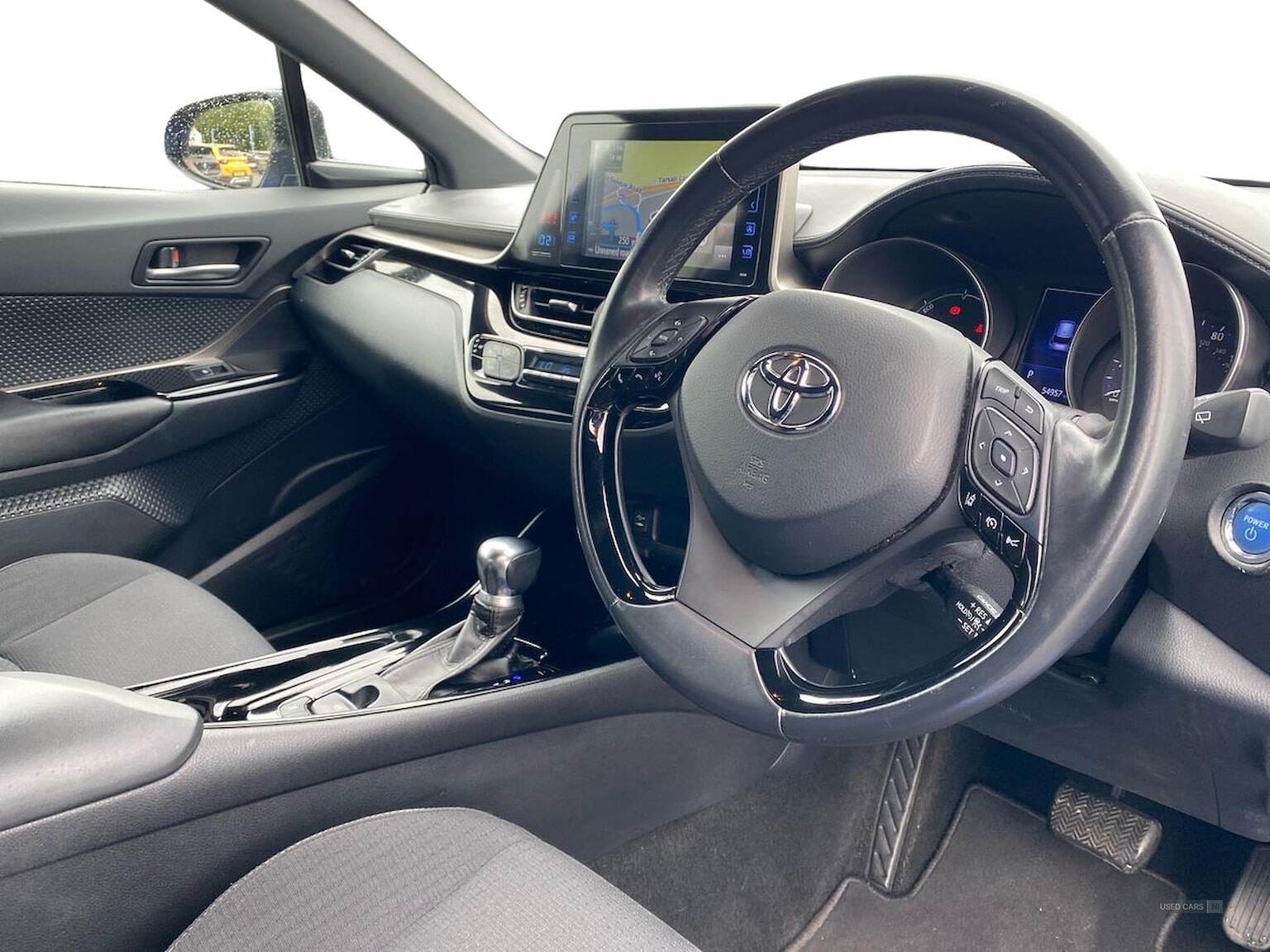 Sep 2018 Toyota C-HR 1.8 Hybrid Dynamic 5Dr Cvt