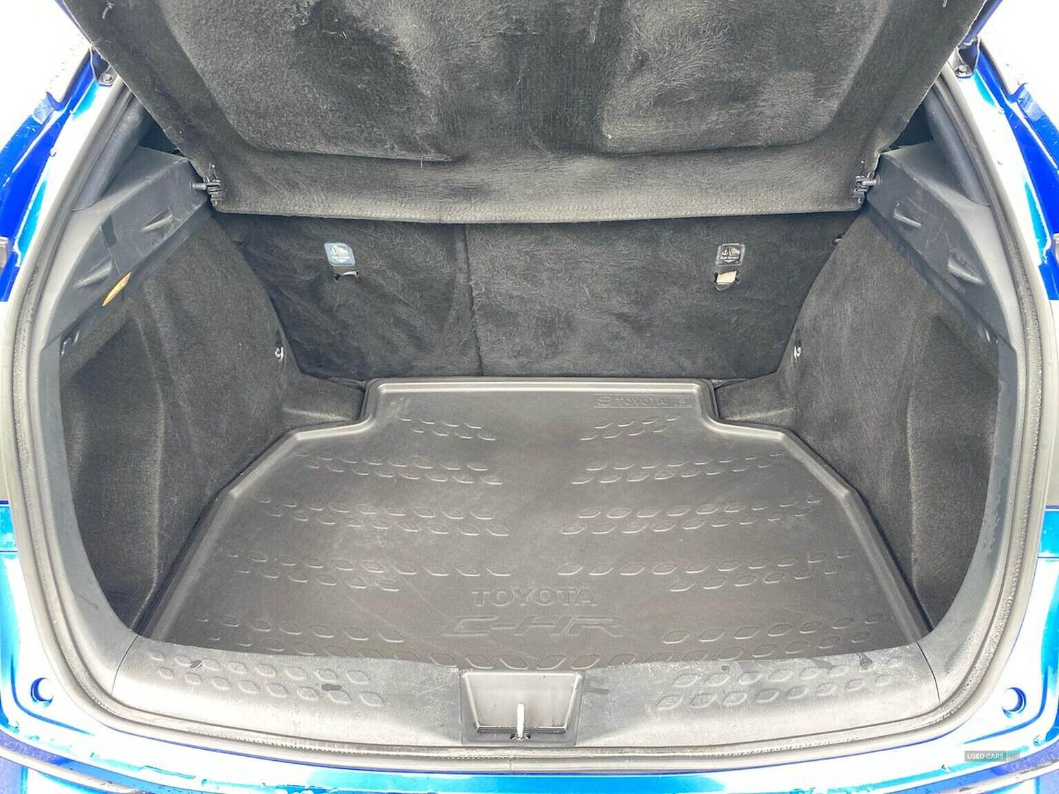 Sep 2018 Toyota C-HR 1.8 Hybrid Dynamic 5Dr Cvt