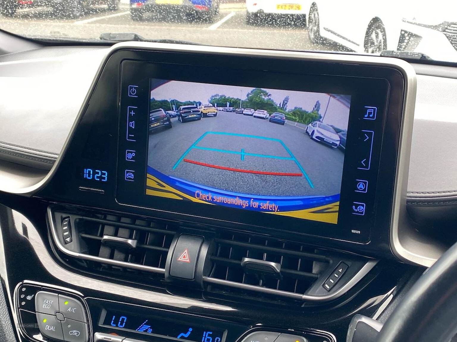 Sep 2018 Toyota C-HR 1.8 Hybrid Dynamic 5Dr Cvt