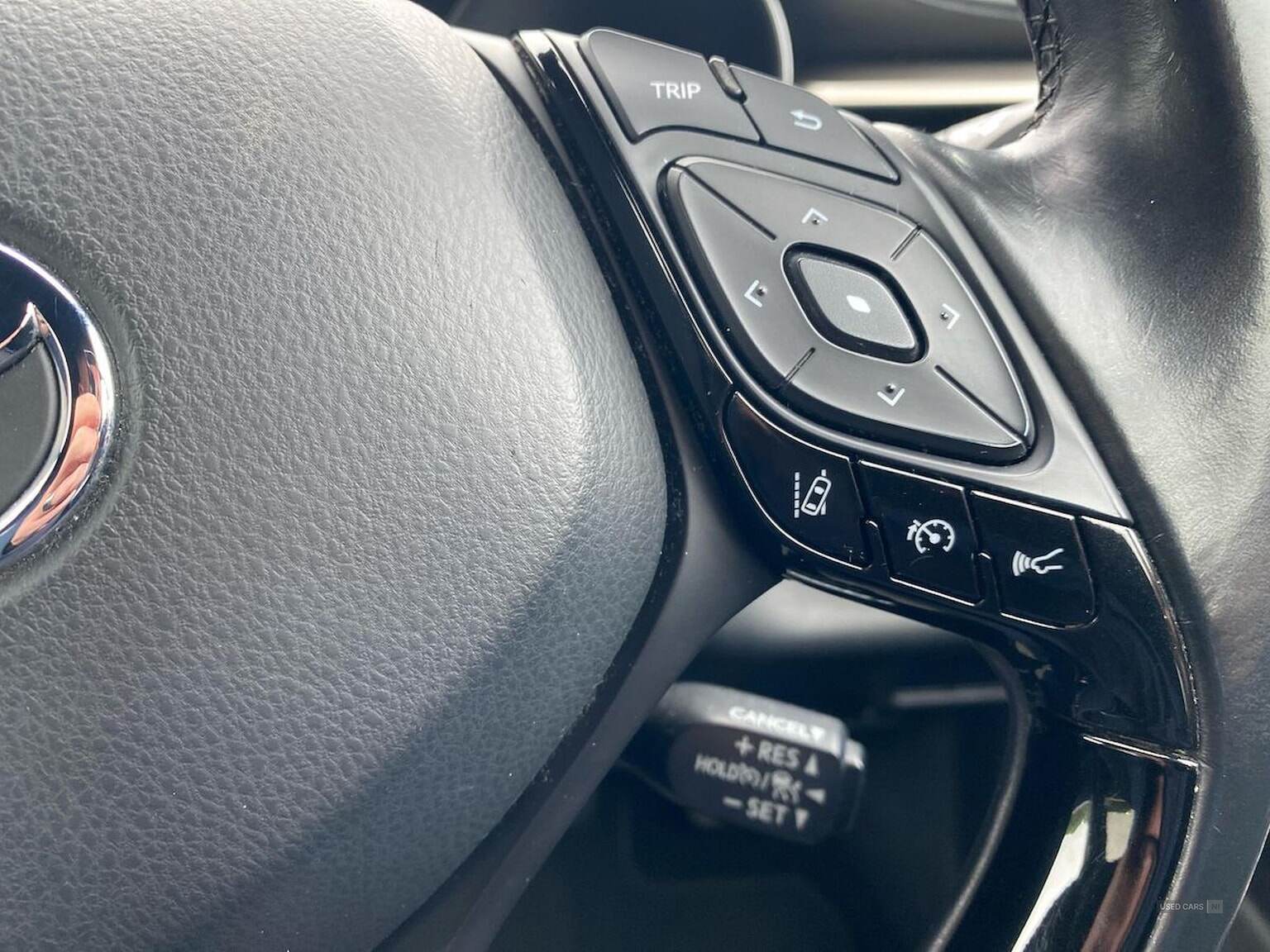 Sep 2018 Toyota C-HR 1.8 Hybrid Dynamic 5Dr Cvt