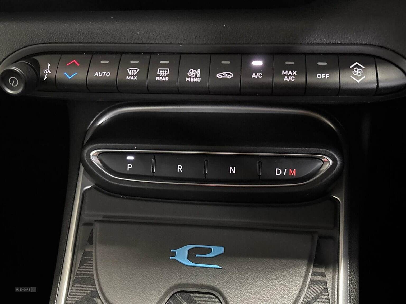 Oct 2024 Jeep Avenger 1.2 E-Hybrid Summit 5Dr Dct