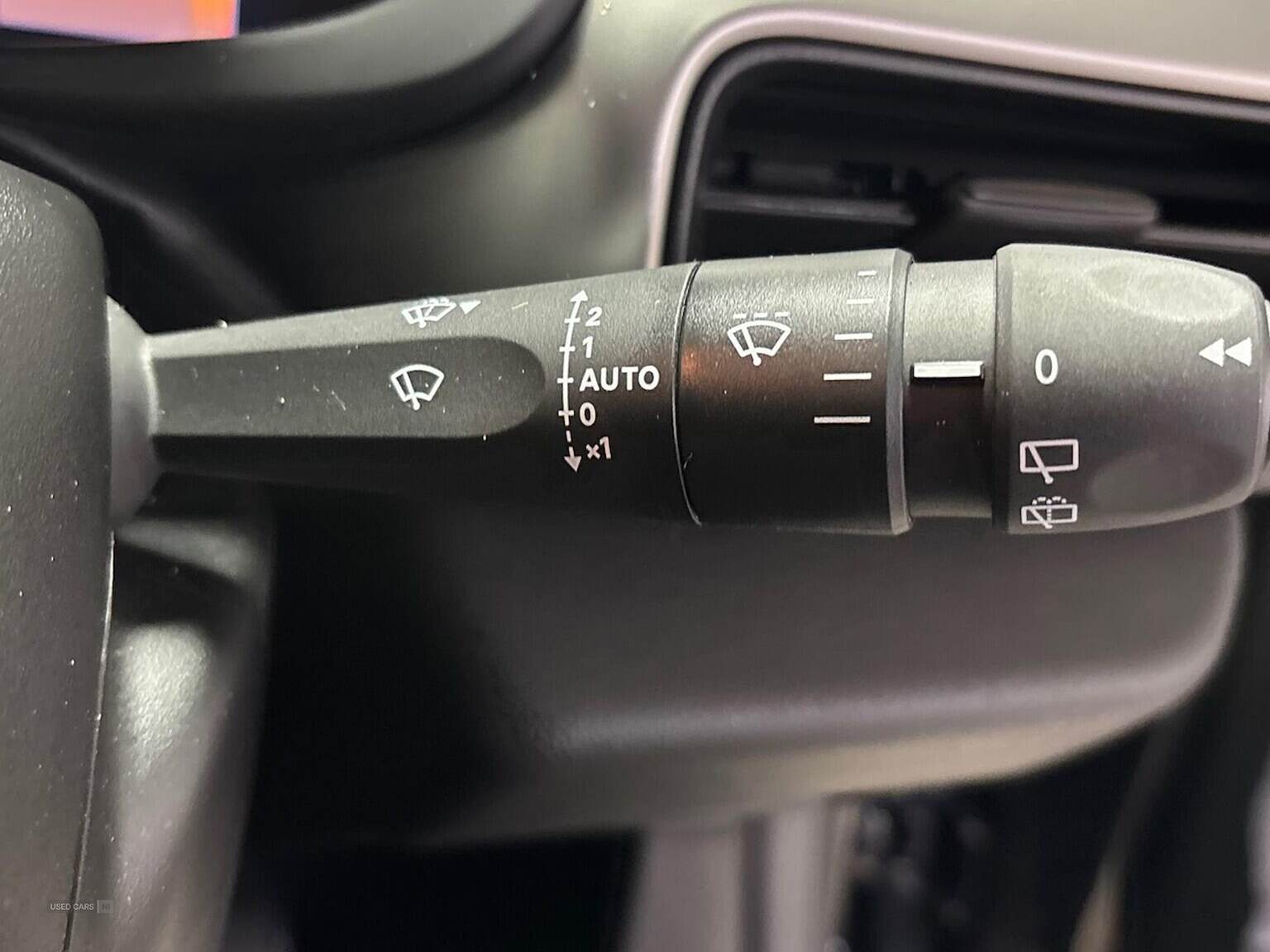 Oct 2024 Jeep Avenger 1.2 E-Hybrid Summit 5Dr Dct