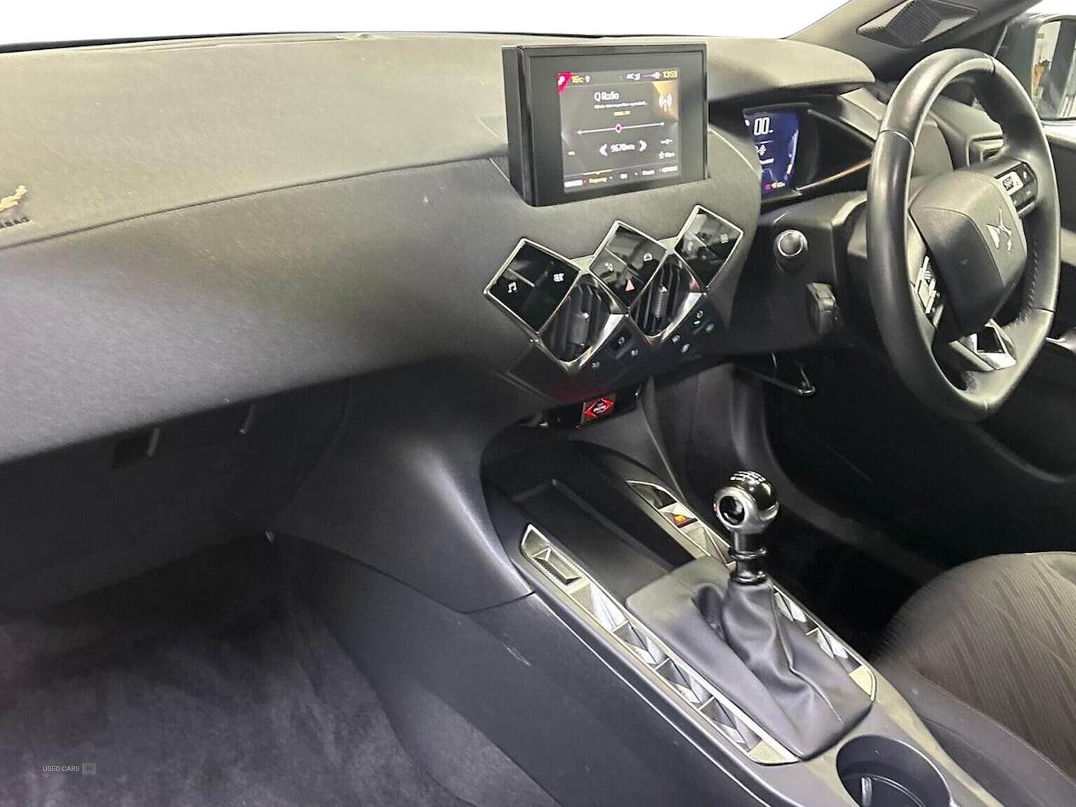 Jun 2021 DS DS3 CROSSBACK 1.2 Puretech Elegance 5Dr