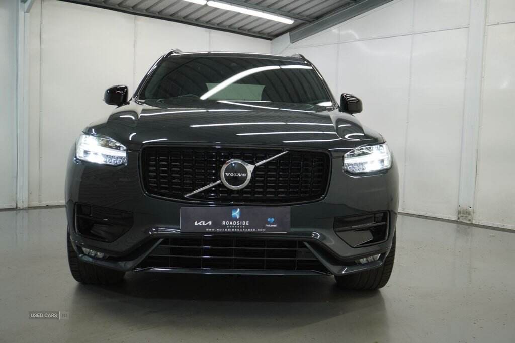 Apr 2021 Volvo XC90 2.0 B5D [235] R DESIGN 5dr AWD Geartronic