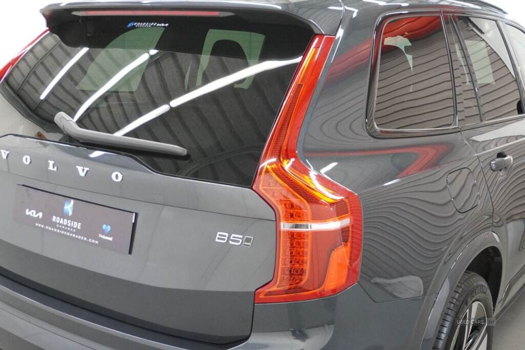 Apr 2021 Volvo XC90 2.0 B5D [235] R DESIGN 5dr AWD Geartronic