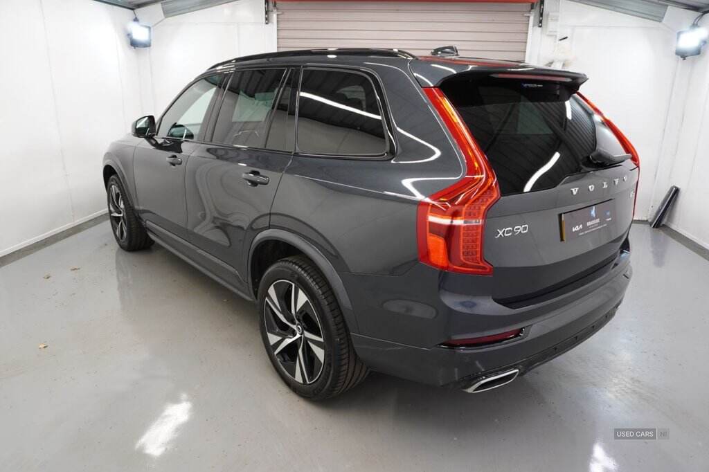 Apr 2021 Volvo XC90 2.0 B5D [235] R DESIGN 5dr AWD Geartronic