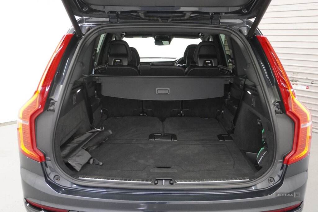 Apr 2021 Volvo XC90 2.0 B5D [235] R DESIGN 5dr AWD Geartronic