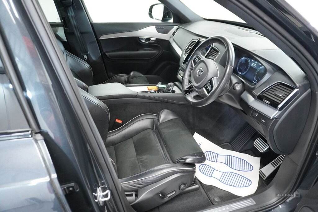 Apr 2021 Volvo XC90 2.0 B5D [235] R DESIGN 5dr AWD Geartronic