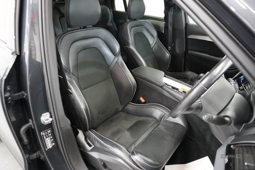 Apr 2021 Volvo XC90 2.0 B5D [235] R DESIGN 5dr AWD Geartronic