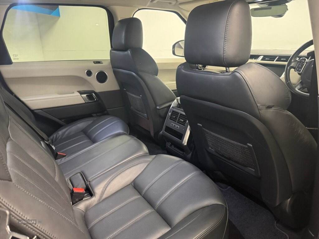 Jan 2018 Land Rover Range Rover Sport 3.0 SDV6 [306] HSE Dynamic 5dr Auto