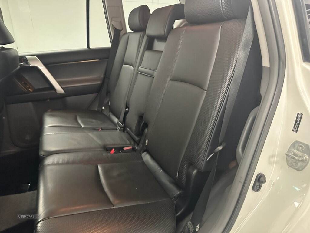 Mar 2013 Toyota Land Cruiser 3.0 D-4D LC5 5dr Auto [190]