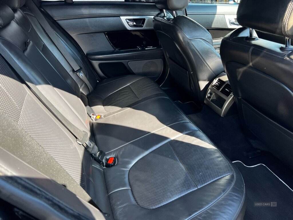 Jan 2015 Jaguar XF 3.0d V6 S Portfolio 4dr Auto [Start Stop]