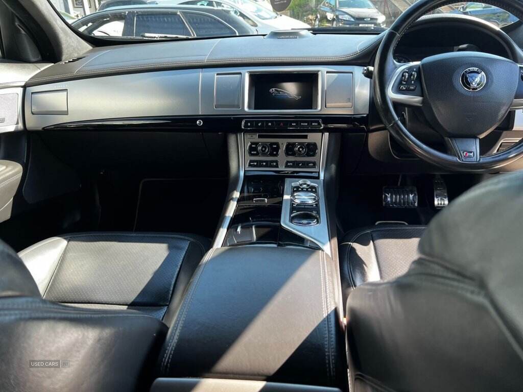 Jan 2015 Jaguar XF 3.0d V6 S Portfolio 4dr Auto [Start Stop]