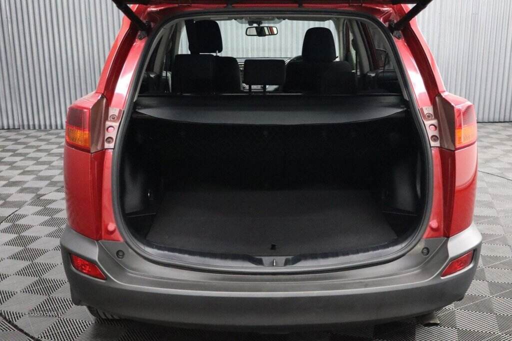 Aug 2013 Toyota RAV4 2.0 D-4D Icon 5dr 2WD