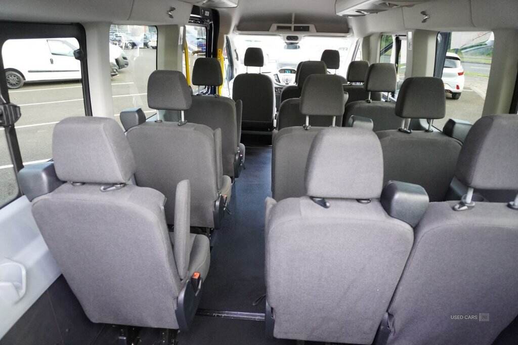 Oct 2018 Ford Transit 2.2 TDCi 125ps H3 18 Seater Trend