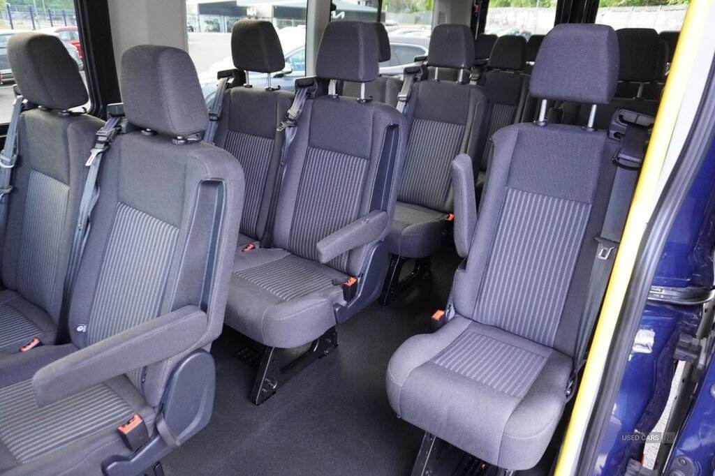Oct 2018 Ford Transit 2.2 TDCi 125ps H3 18 Seater Trend