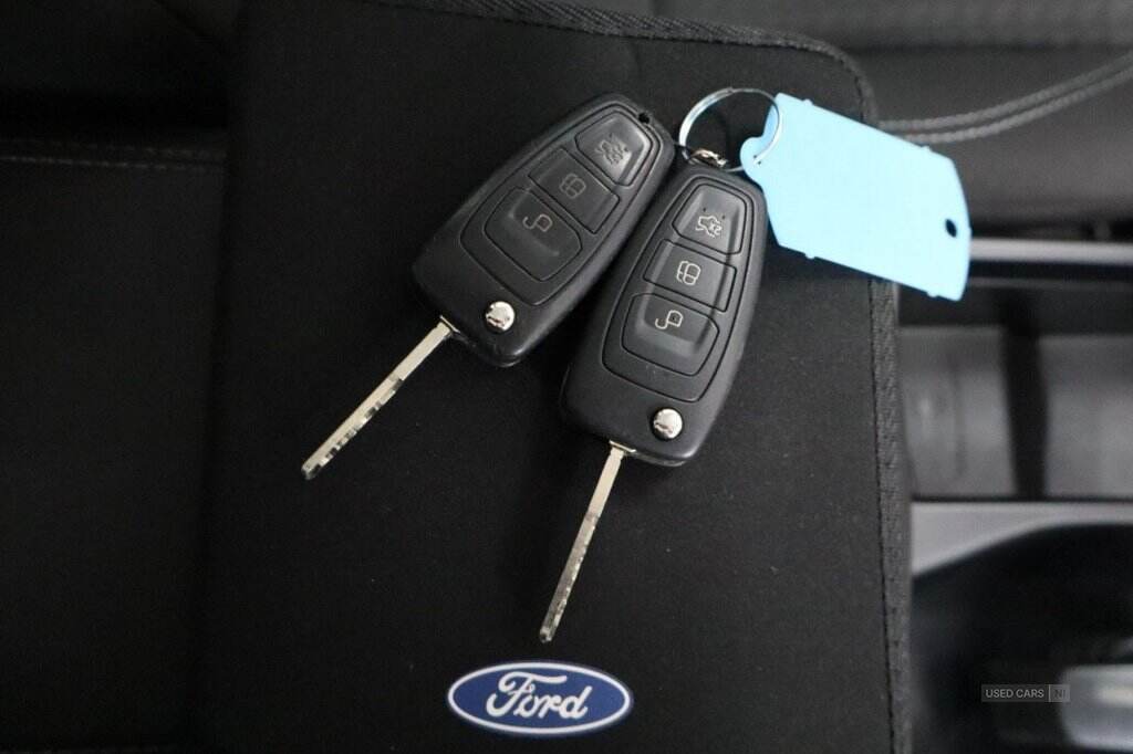 Apr 2017 Ford C-max 1.5 TDCi Zetec ECOnetic 5dr