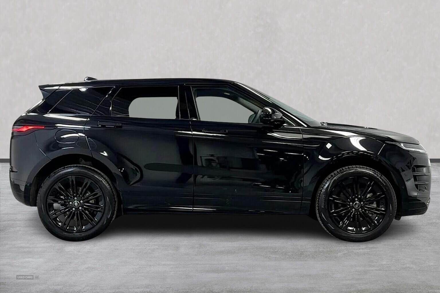 Jan 2025 Land Rover Range Rover Evoque 2.0 D200 Edition 5Dr Auto