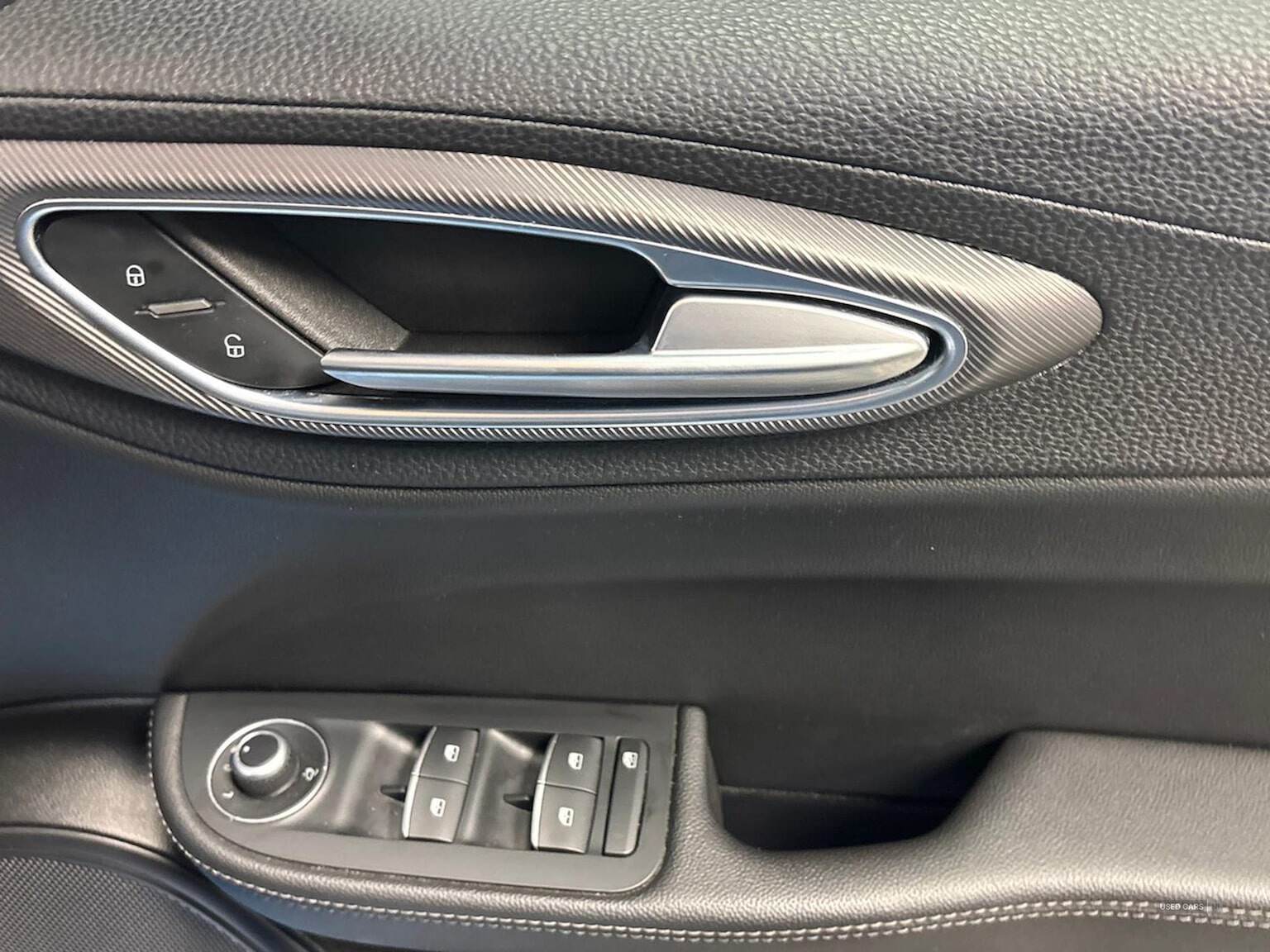 Mar 2020 Alfa Romeo Giulia 2.2 Jtdm-2 190 Speciale 4Dr Auto
