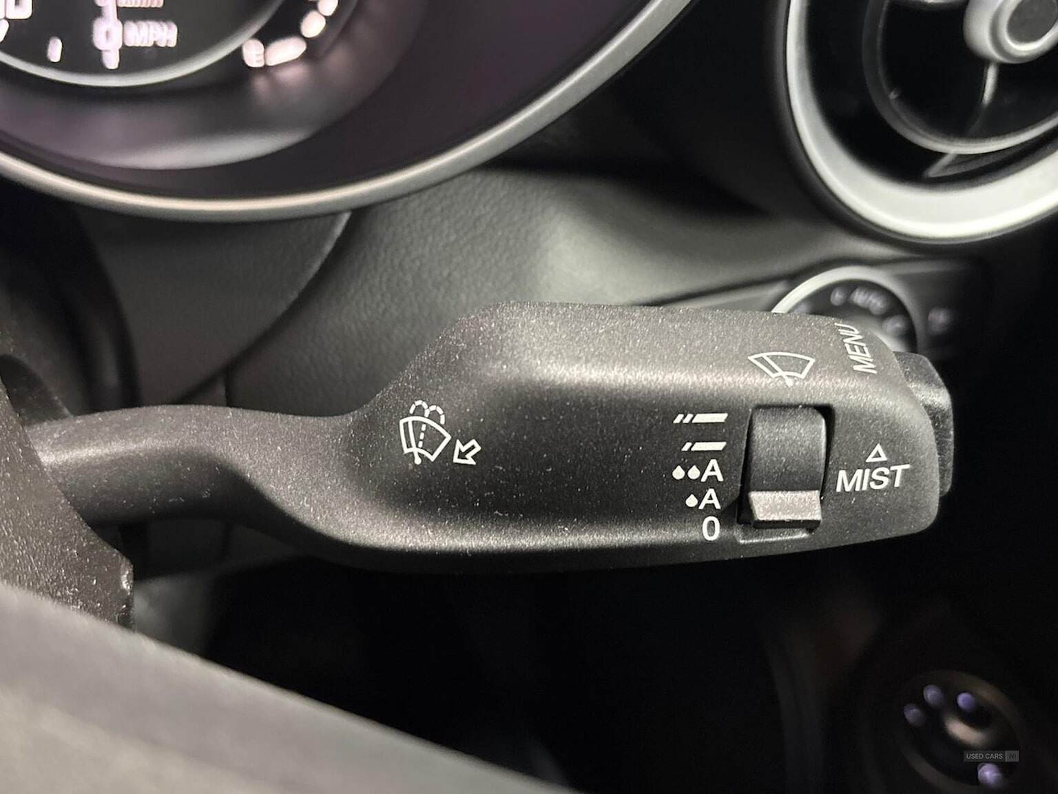 Mar 2020 Alfa Romeo Giulia 2.2 Jtdm-2 190 Speciale 4Dr Auto