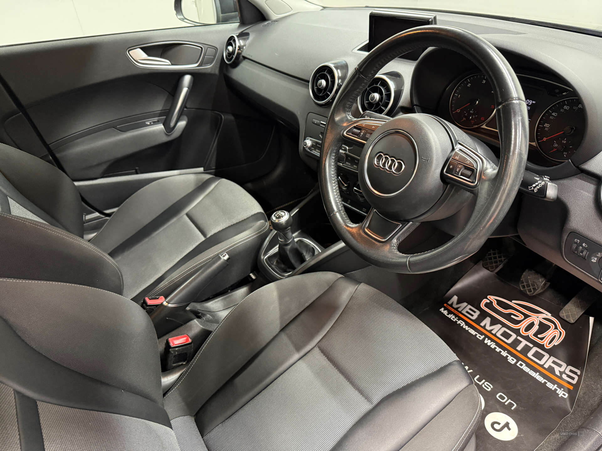 Oct 2015 Audi A1 1.6 TDI Sport 5dr