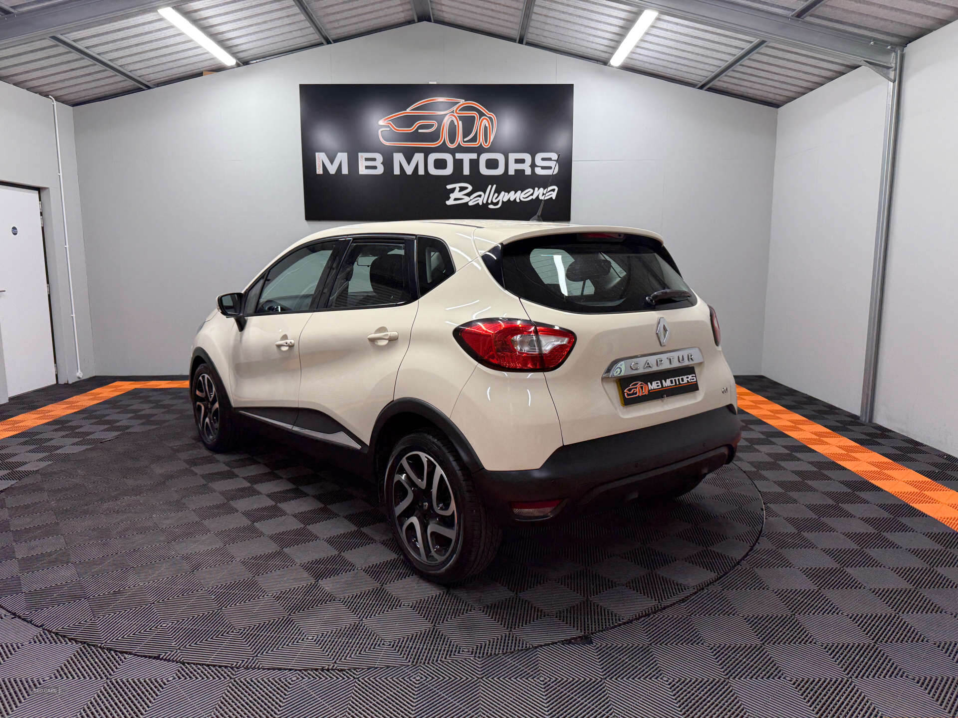 Mar 2014 Renault Captur 1.5 dCi 90 Dynamique MediaNav Energy 5dr