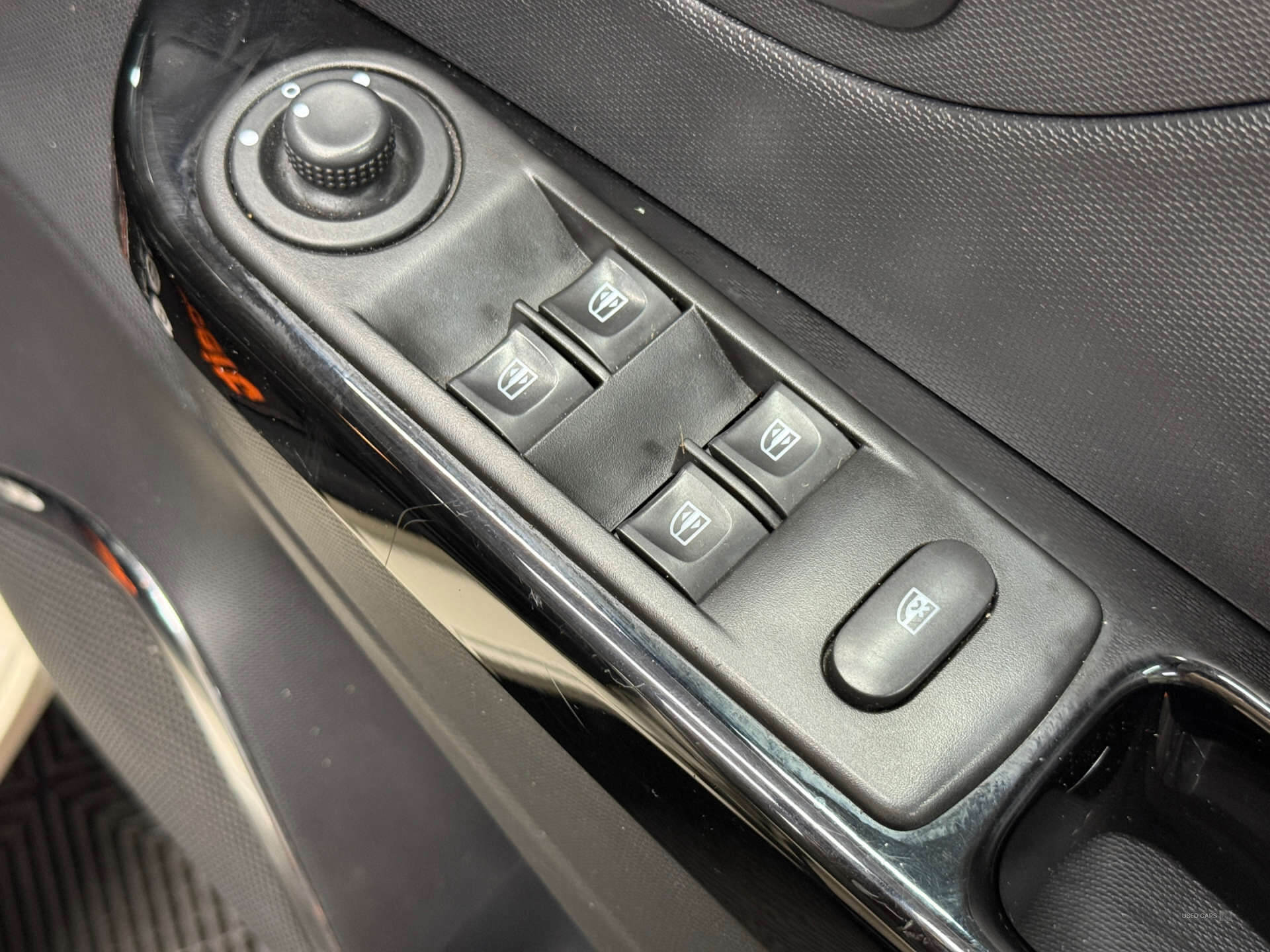 Mar 2014 Renault Captur 1.5 dCi 90 Dynamique MediaNav Energy 5dr