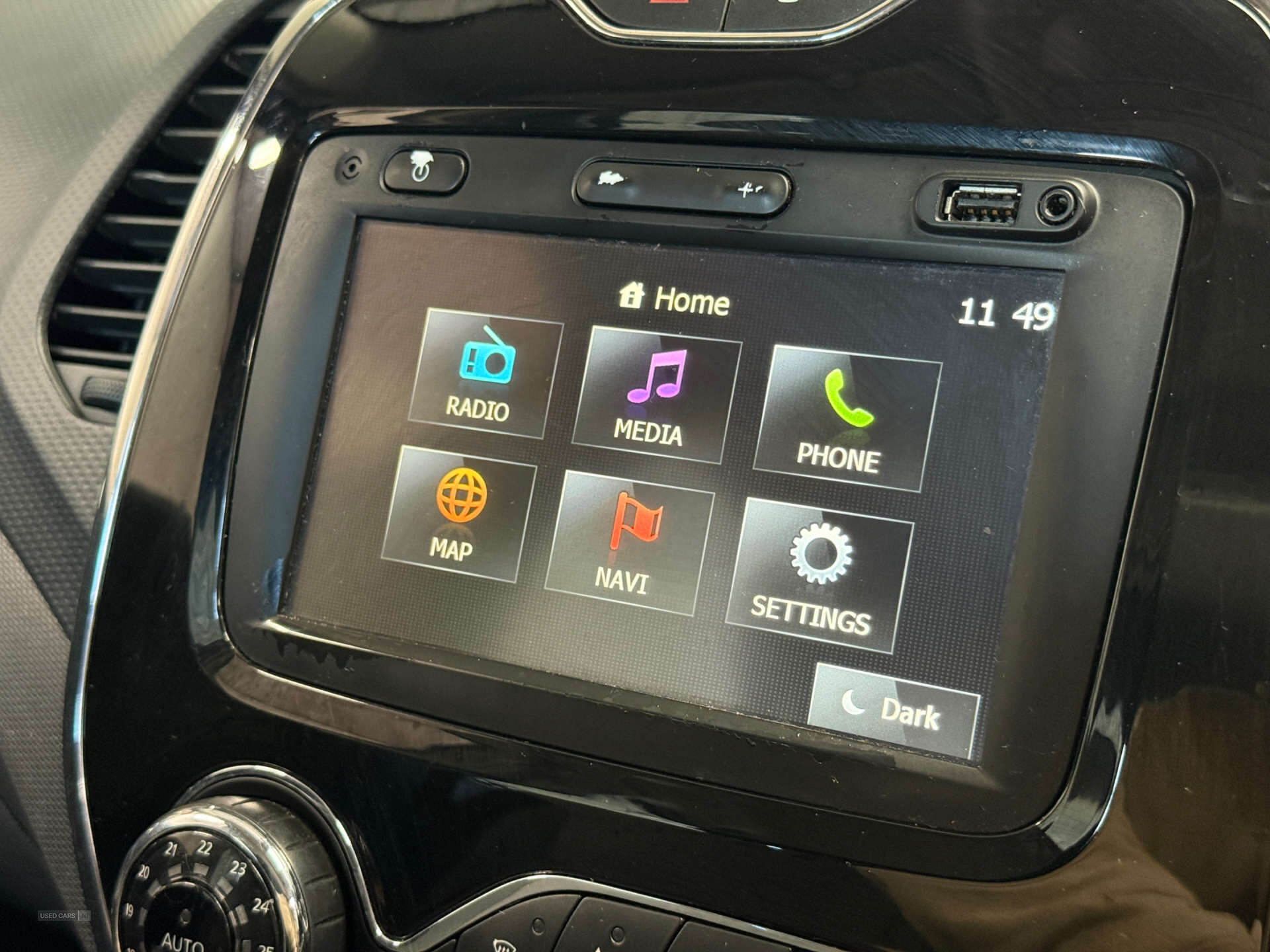 Mar 2014 Renault Captur 1.5 dCi 90 Dynamique MediaNav Energy 5dr