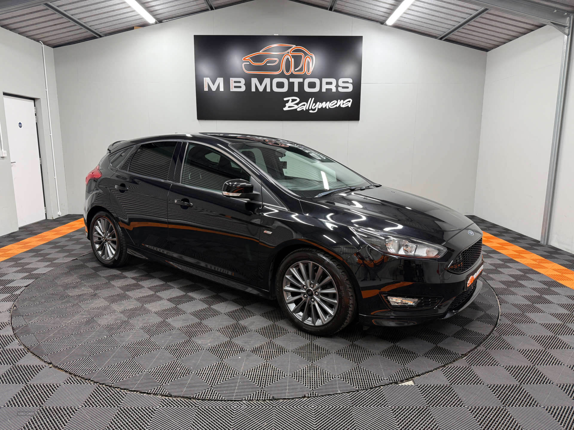 May 2018 Ford Focus 1.0 EcoBoost 140 ST-Line Navigation 5dr