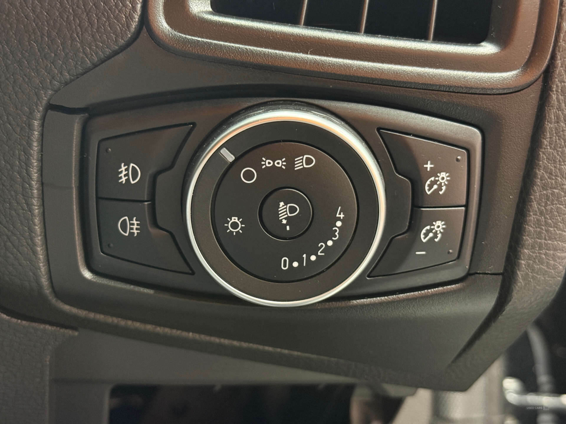 May 2018 Ford Focus 1.0 EcoBoost 140 ST-Line Navigation 5dr