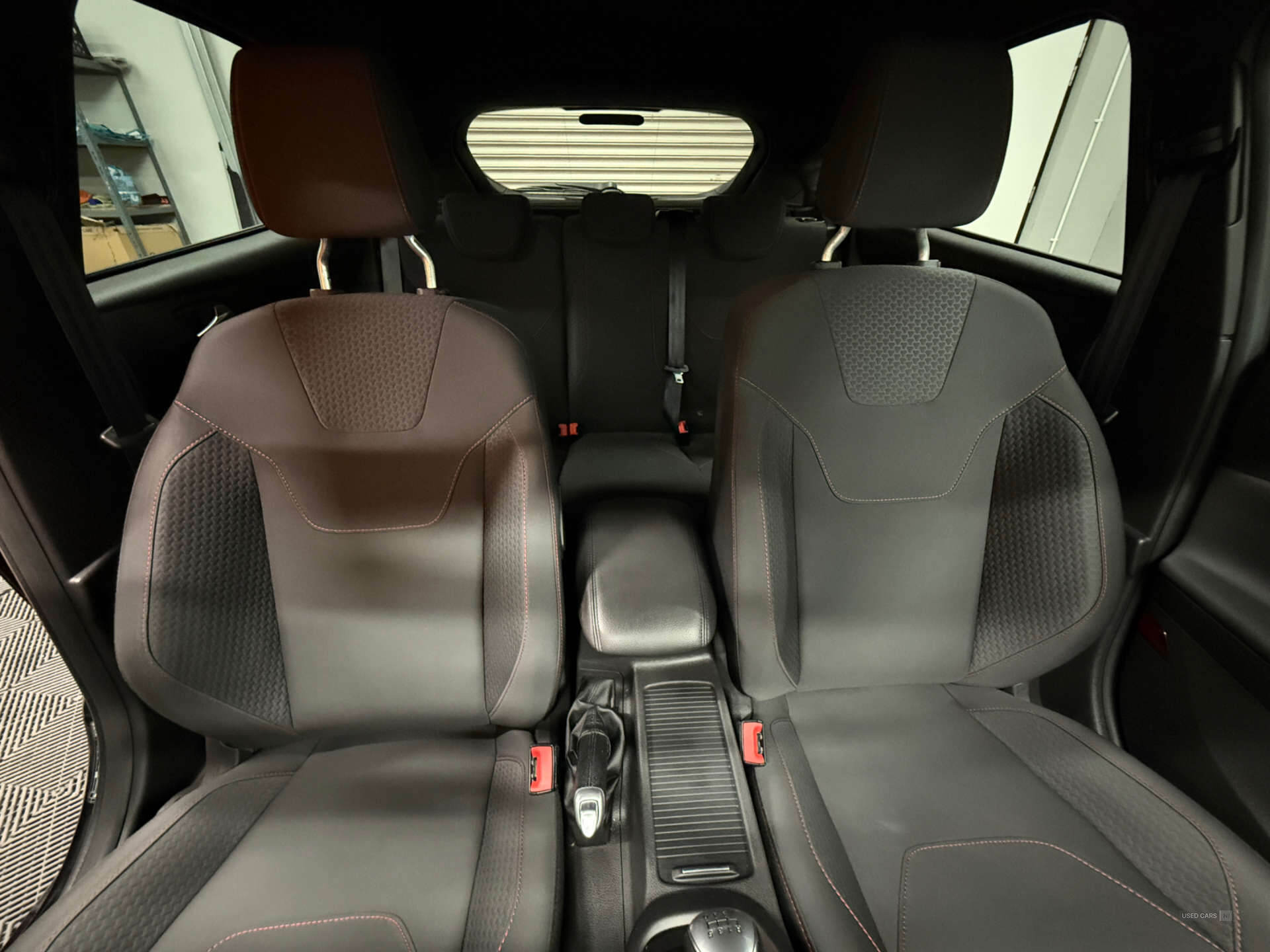 May 2018 Ford Focus 1.0 EcoBoost 140 ST-Line Navigation 5dr