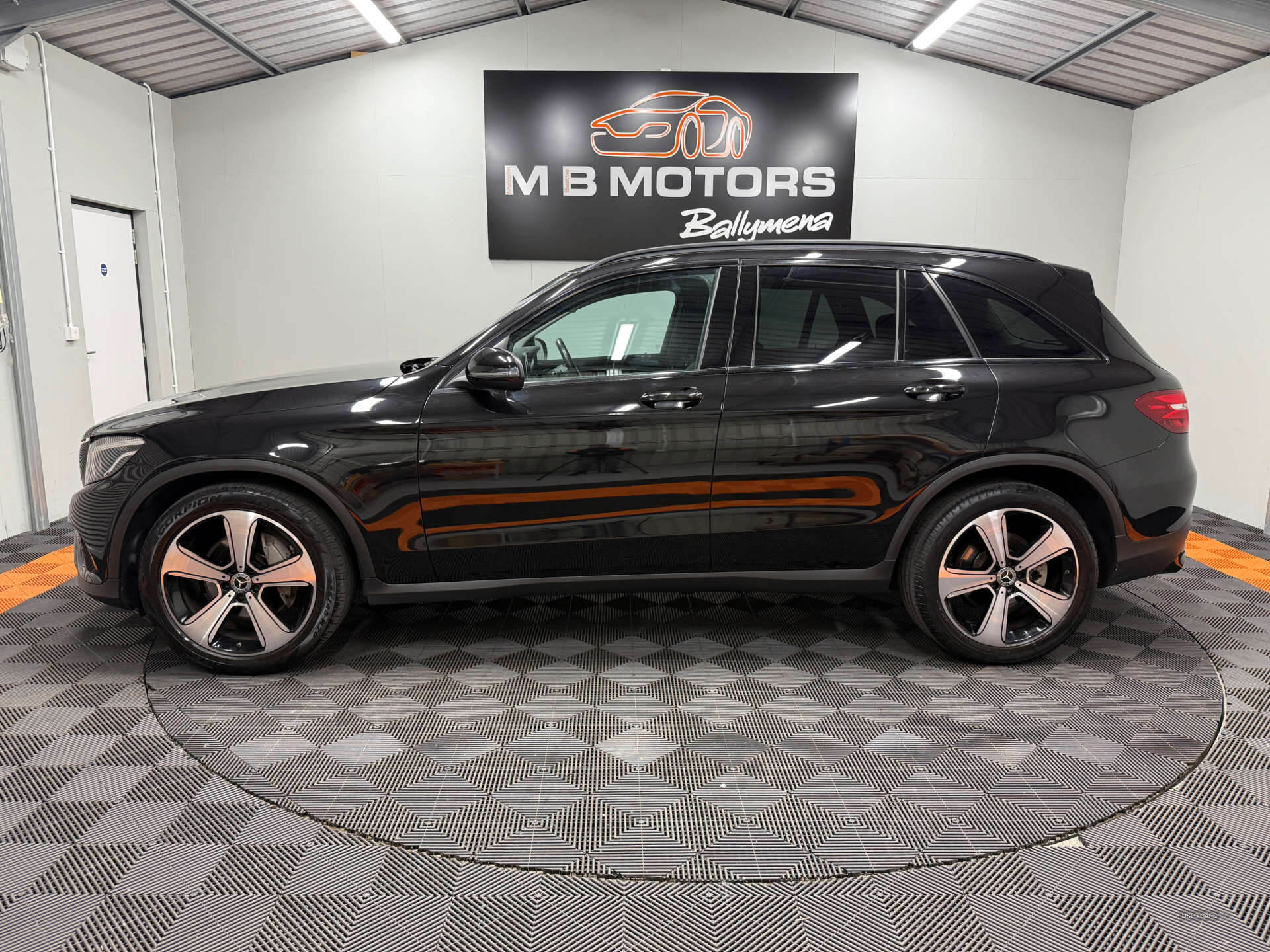 Sep 2018 Mercedes-Benz GLC GLC 220d 4Matic Urban Edition 5dr 9G-Tronic