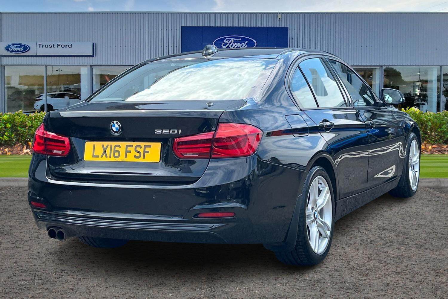 Jun 2016 BMW 3 Series 320i Sport 4dr Step Auto