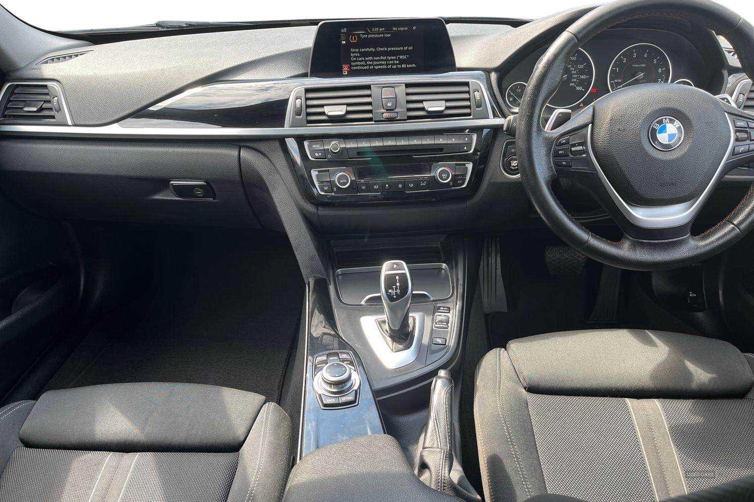 Jun 2016 BMW 3 Series 320i Sport 4dr Step Auto