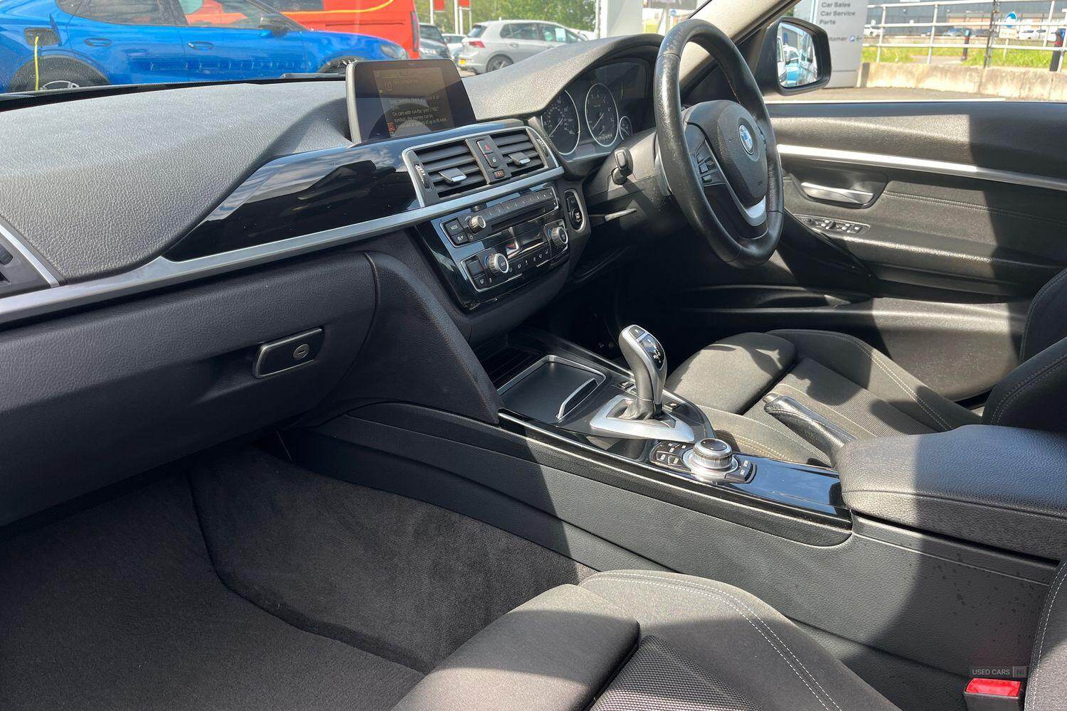 Jun 2016 BMW 3 Series 320i Sport 4dr Step Auto