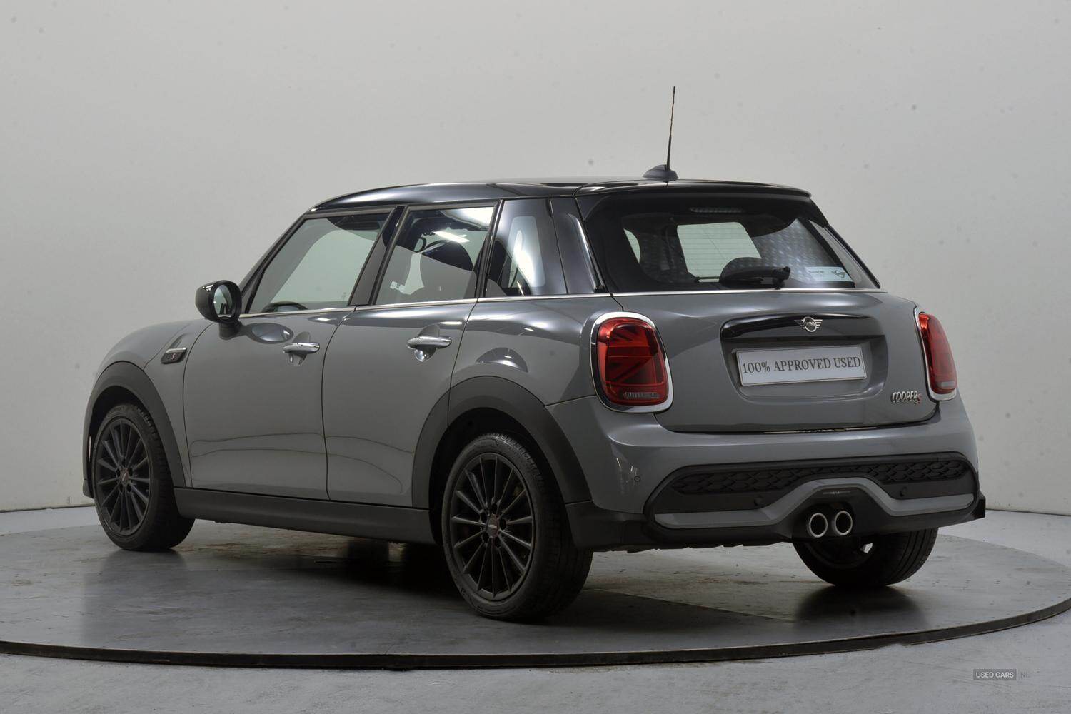 Jan 2022 MINI HATCHBACK 2.0 Cooper S Classic 5dr