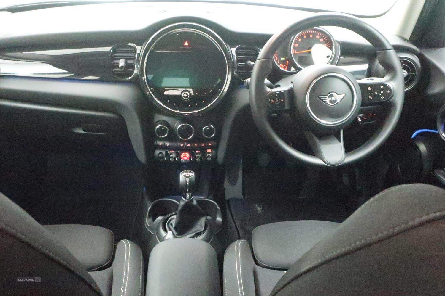 Jan 2022 MINI HATCHBACK 2.0 Cooper S Classic 5dr